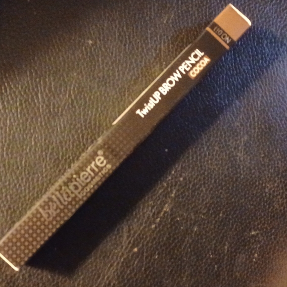 Banana Setting Powder - Picture 5 of 5